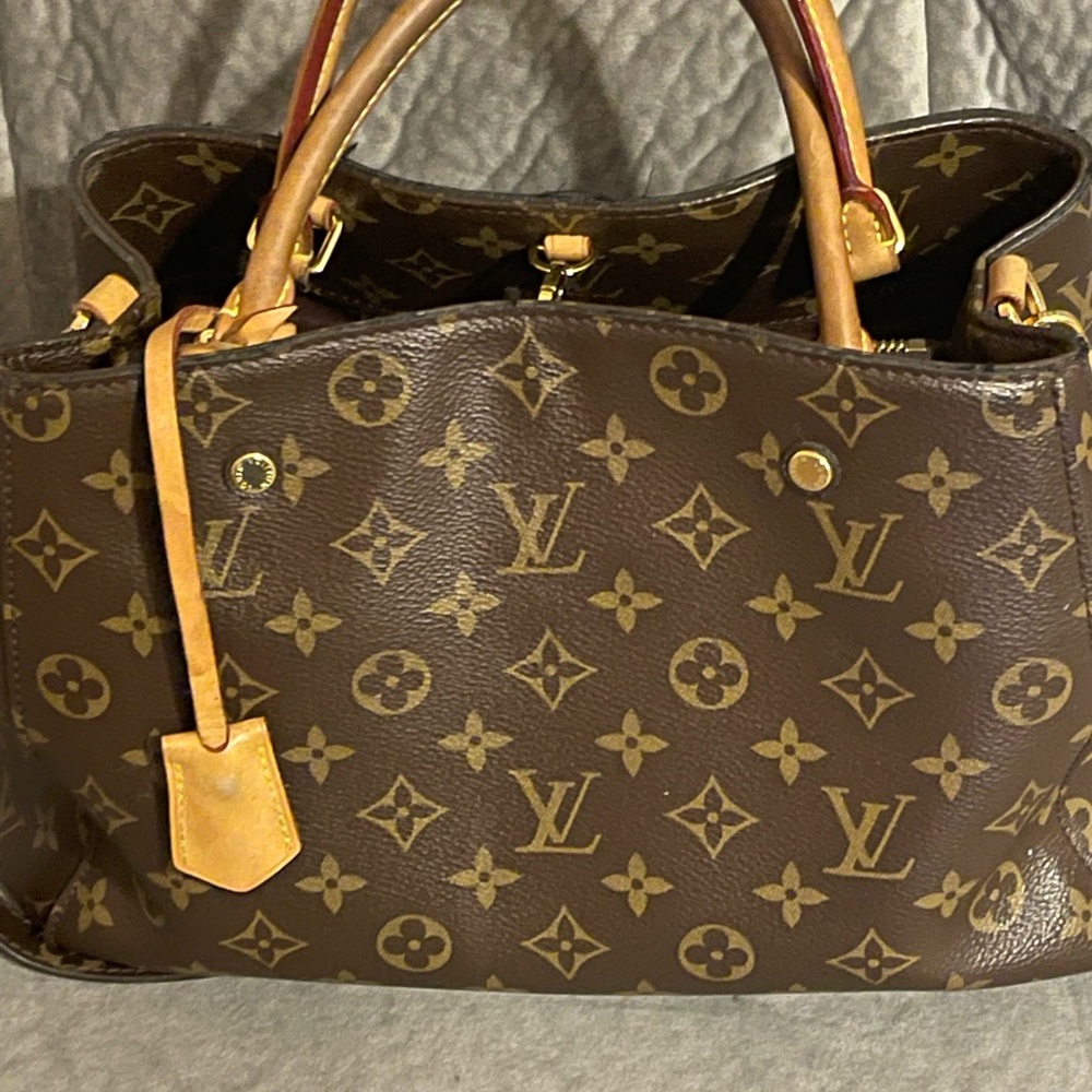 Pre-owned Louis Vuitton Monogram Montaigne MM